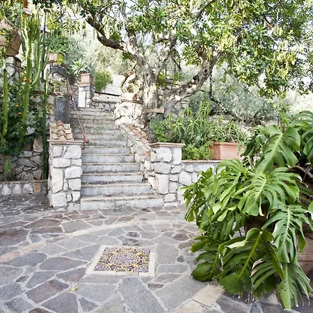 ホテル Arenauta 2*